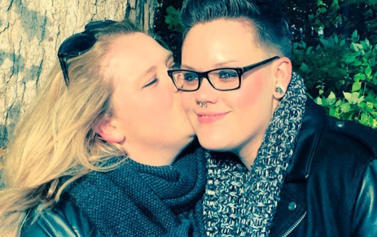 Debbie Lynch-White fait une touchante d�claration d'amour � sa femme..