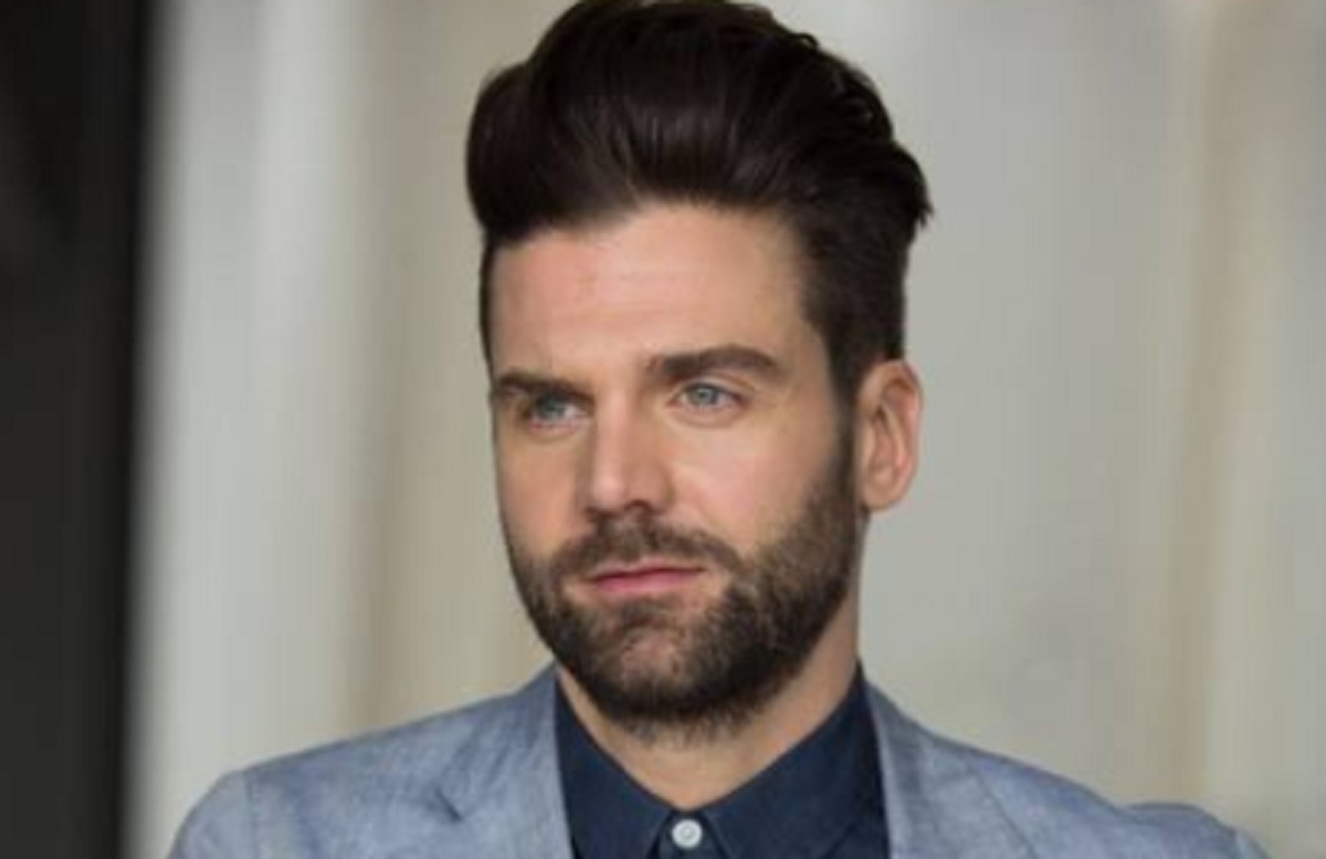 Quelques malaises ont parfum la soire des Gmeaux pendant l'animation par Jean-Philippe Wauthier...