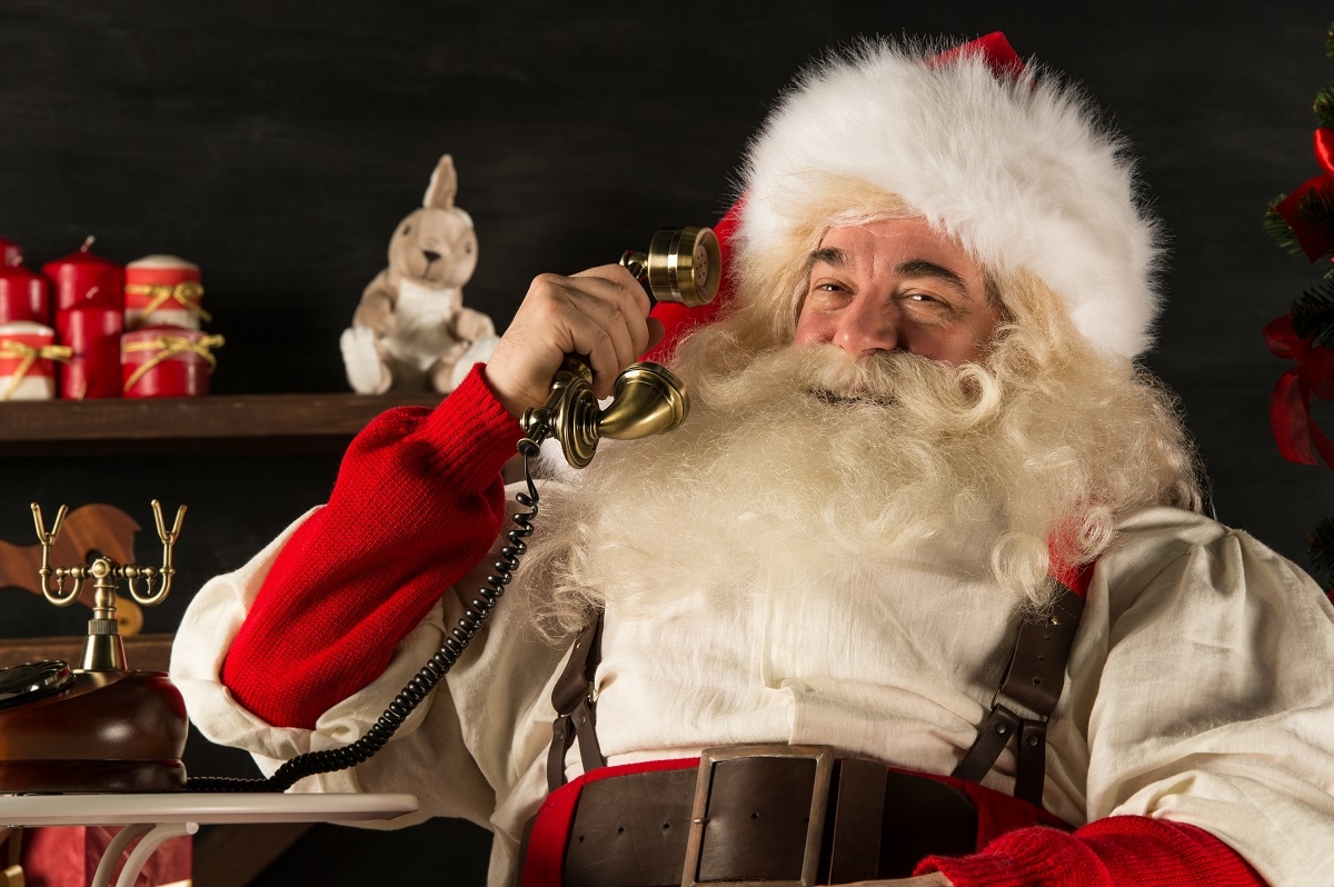 Le Pere Noel Est Dorenavant Accessible Par Telephone Au Quebec Et Il A Une Page Facebook Actualite Quebecoise Hollywoodienne Et Internationale Vip Quebec Le Pere Noel Est Dorenavant Accessible Par Telephone Au Quebec Et Il A Une Page Facebook Actualite Quebecoise Hollywoodienne Et Internationale Vip Quebec